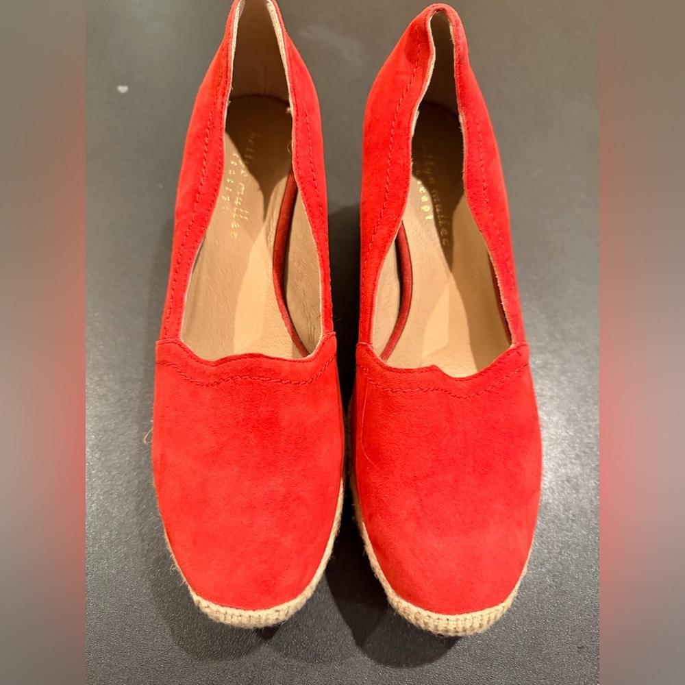 Bettye Muller Red Suede Women's Espadrille